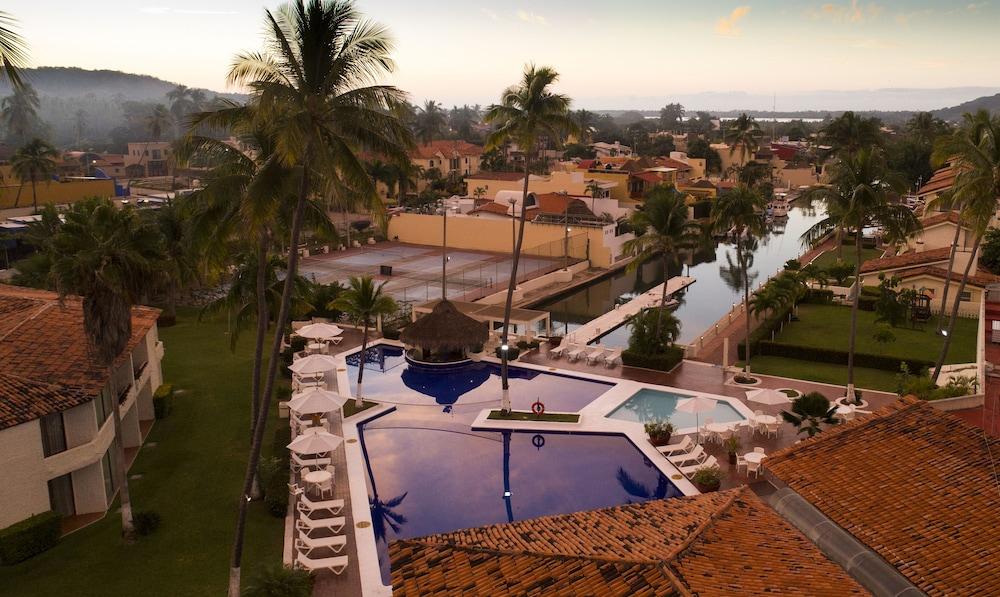 Cabo Blanco Hotel And Marina Barra de Navidad Εξωτερικό φωτογραφία