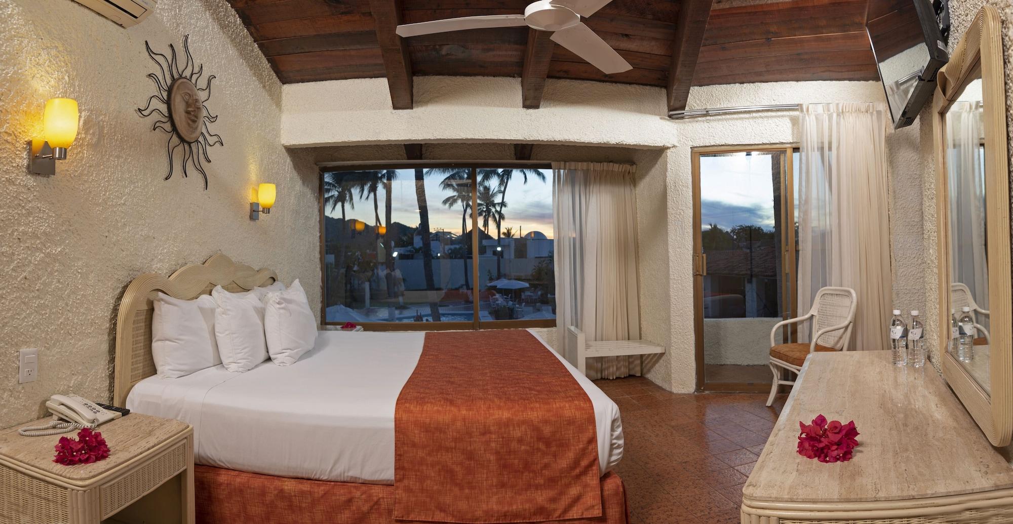 Cabo Blanco Hotel And Marina Barra de Navidad Εξωτερικό φωτογραφία