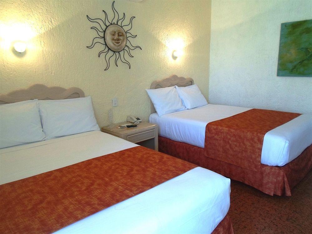 Cabo Blanco Hotel And Marina Barra de Navidad Εξωτερικό φωτογραφία
