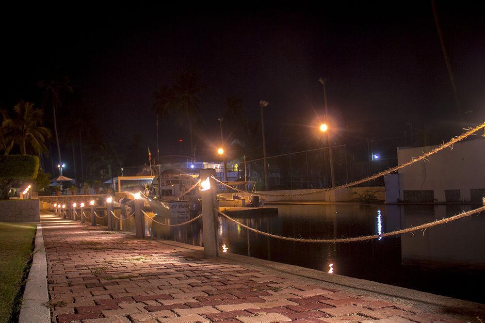 Cabo Blanco Hotel And Marina Barra de Navidad Εξωτερικό φωτογραφία