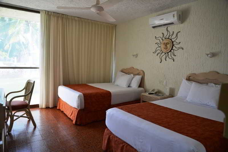 Cabo Blanco Hotel And Marina Barra de Navidad Εξωτερικό φωτογραφία
