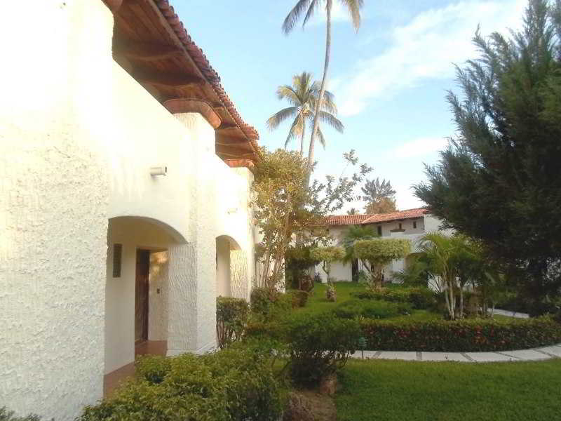 Cabo Blanco Hotel And Marina Barra de Navidad Εξωτερικό φωτογραφία